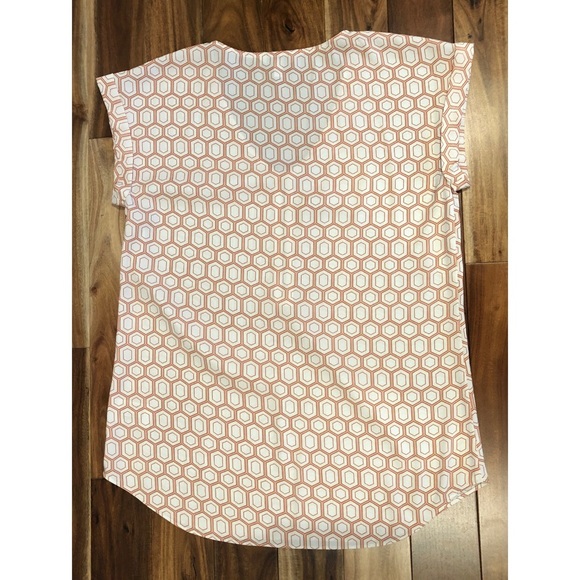 Express Patterned Blouse - Picture 3 of 5